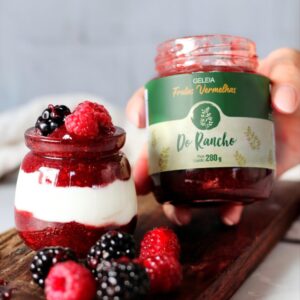GELEIA DE FRUTAS VERMELHAS